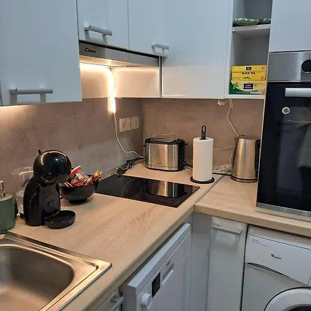 Ema's Cosy Apartament Belgrad